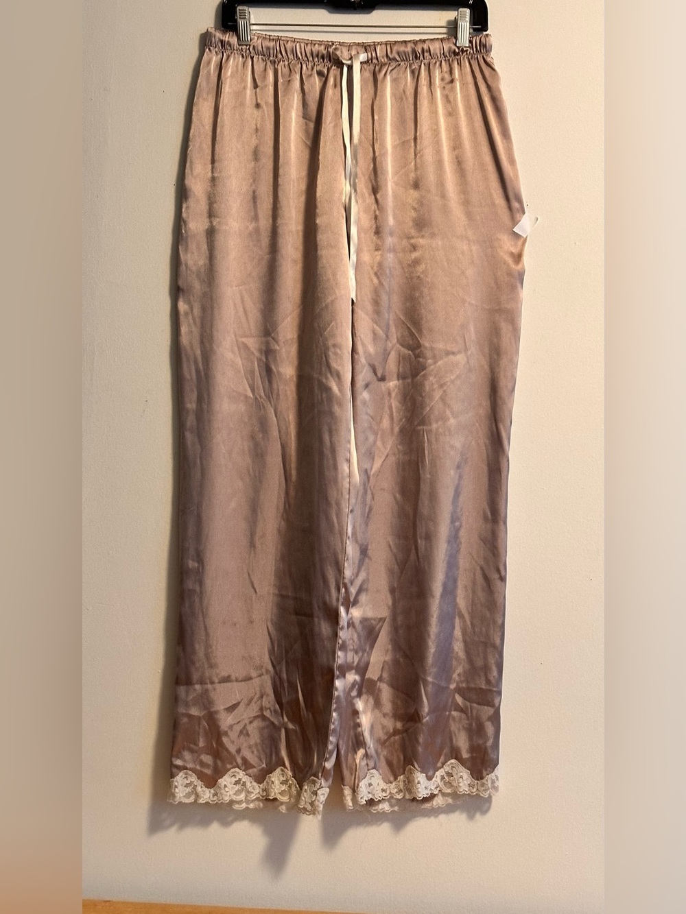 Gillian & O’Malley satin pajama bottoms Sz M